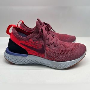 Nike Epic React Kids Size 5.5